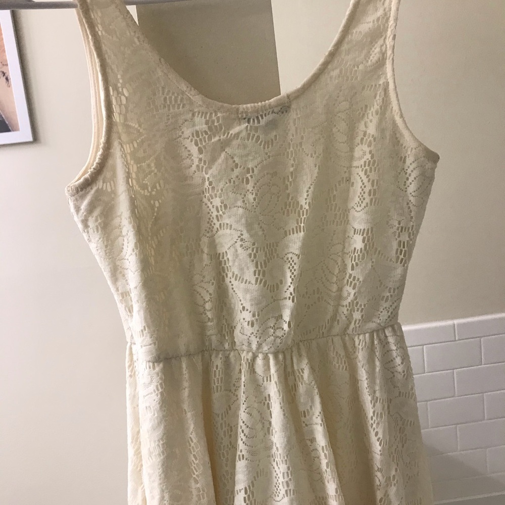 White laced cotton on skater dress